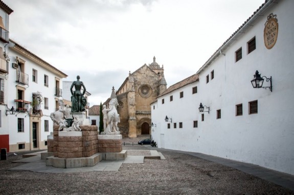 plaza-santa-marina-erasmus-cordoba